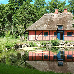 photo "the red house"