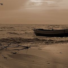 фото "Boat on the beach"