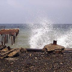 фото "Вода. Точит не только камень."