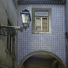 photo "Alfama 4 - The street lamp"