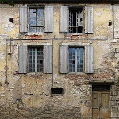 photo "FIve windows and a door"