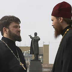 photo "Well, comrade Lenin, what we gonna do ?"