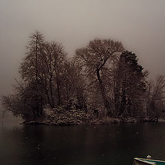 photo "The Ghost of the Lost Island"