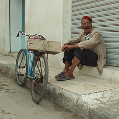 photo "The Tunisian sketches. Silent street .Rest."