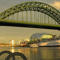 фото "Tyne bridge and other archs"