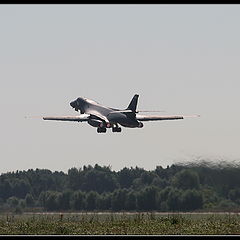 фото "Взлетающий B-1B"