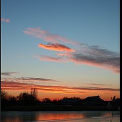 фото "Sunset on the frozen pond"