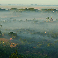 фото "Sunrise in Mrauk U"