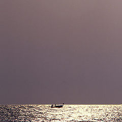 фото "last boat on sea"