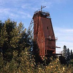 фото "abandoned mine shaft"