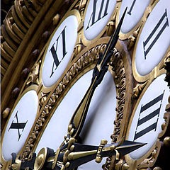 фото "Старинные часы ещё идут..."