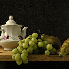 photo "Teapot and fruit"