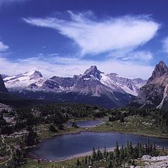 фото "Lake Ohara hike"