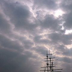 фото "mast under the clouds"