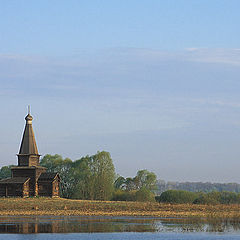 фото "Церковь у озера"