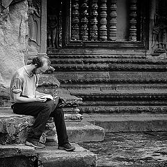 фото "Tourist in Angkor Wat"