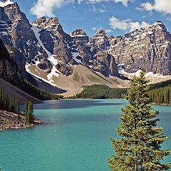 photo "Canoeing on Lake Moraine"