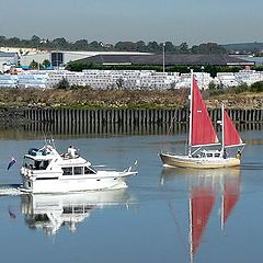 фото "Medway reflections"