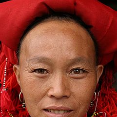 photo "Red Dzo Woman, Sapa, Vietnam"