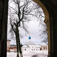 фото "Вид с крыльца. Федоровский монастырь. Переславль- Залесский."