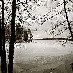 photo "Thin ice. The Pionerskoe lake"