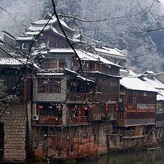 photo "Feng Huang  wooden houses"