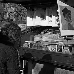 фото "Paris, typical bookseller..."