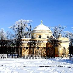 фото "павильон и зимние скамейки"