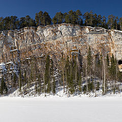 photo "Dyrovaty (Hole) Stone Rock / 168_0037-0043"