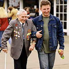 photo "Veteran go to meet friends from war"