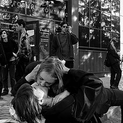 фото "ЗАЗЕРКАЛЬЕ: Love for Sale"
