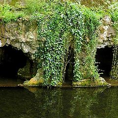 photo "Quinta da Regaleira 16 - The Lake of the Hidden Caves"