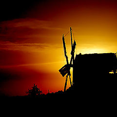 фото "Windmill in sunset rays"