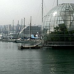 фото "biosphera in Genoa, Italy"