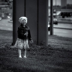 фото "Девочка и МЕГАПОЛИС"