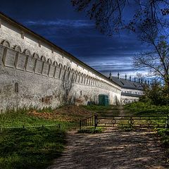 фото "монастырская стена"