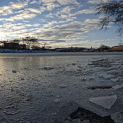 photo "look from the ice-hole"