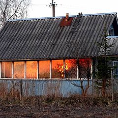 фото "видение...  ( закат в окнах)"