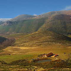 фото "A house in the mountains"