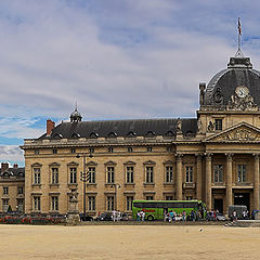 photo "Paris. Ecole Militaire"