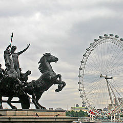 photo "Chariot  Boudikki on a background of a wheel."