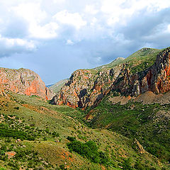 фото "Скалы Нораванка"