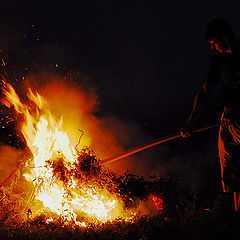 photo "Сжигая сказки лета."