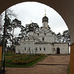 фото "Вид на церковь Архангела Михаила"