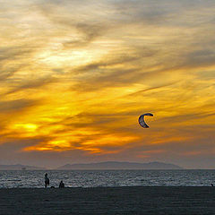 photo "Fly a kite in sunset"