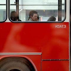 фото "bus trough glass"