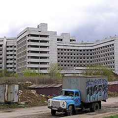 фото "Нам больницы не нужны или Хроника советского  долгостроя"