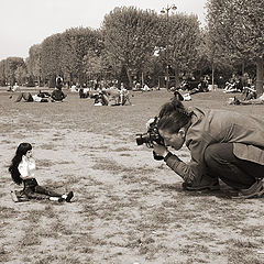 photo "Finding Eiffel tower. Backstage"