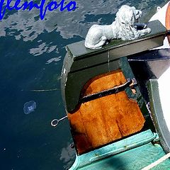 фото "Boat and water."