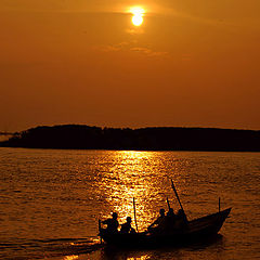 photo "JOURNEY BY BOAT CONTINUE"